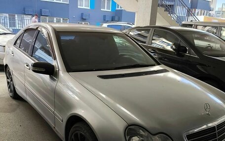 Mercedes-Benz C-Класс, 2002 год, 630 000 рублей, 4 фотография