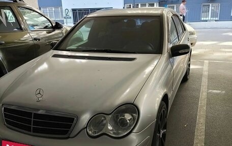 Mercedes-Benz C-Класс, 2002 год, 630 000 рублей, 2 фотография