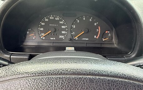 Suzuki Vitara II рестайлинг, 1996 год, 530 000 рублей, 2 фотография