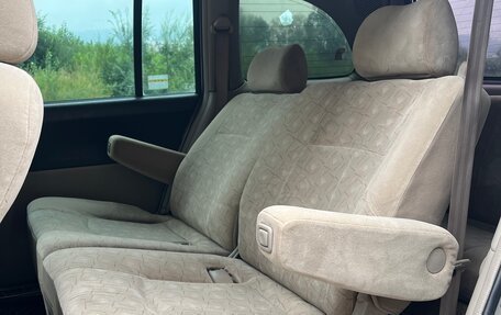 Nissan Liberty, 2001 год, 375 000 рублей, 23 фотография
