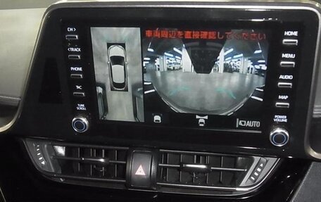 Toyota C-HR I рестайлинг, 2022 год, 2 000 000 рублей, 13 фотография