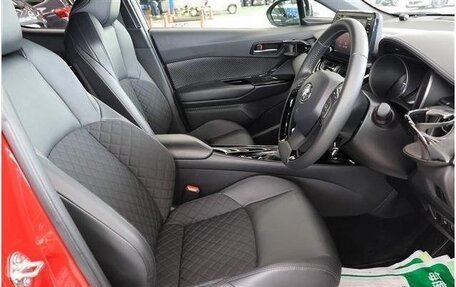 Toyota C-HR I рестайлинг, 2022 год, 2 030 000 рублей, 15 фотография