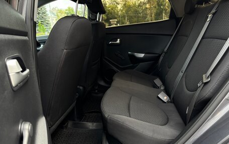 KIA Rio III рестайлинг, 2013 год, 798 000 рублей, 27 фотография