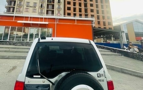 Mitsubishi Pajero iO, 1999 год, 530 000 рублей, 3 фотография