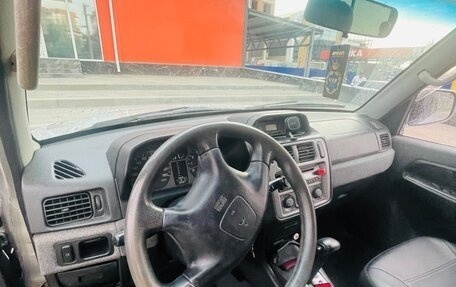 Mitsubishi Pajero iO, 1999 год, 530 000 рублей, 11 фотография