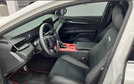 Toyota Camry, 2026 год, 3 450 000 рублей, 5 фотография
