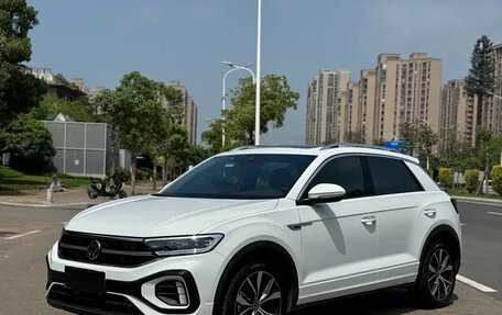 Volkswagen T-Roc I, 2025 год, 1 890 000 рублей, 1 фотография
