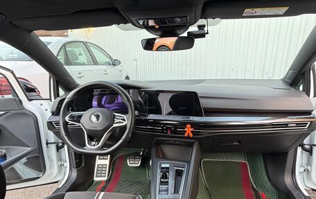 Volkswagen Golf VIII, 2022 год, 2 550 000 рублей, 8 фотография