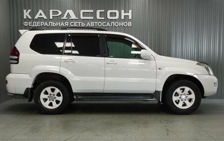 Toyota Land Cruiser Prado 120 рестайлинг, 2007 год, 2 020 000 рублей, 6 фотография