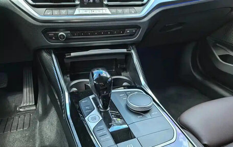 BMW 3 серия, 2022 год, 3 292 000 рублей, 10 фотография