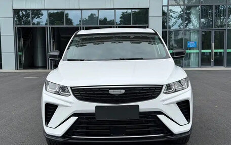 Geely Coolray I, 2025 год, 1 800 000 рублей, 2 фотография