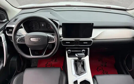Geely Coolray I, 2025 год, 1 800 000 рублей, 11 фотография