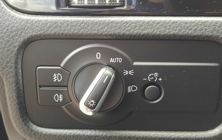 Volkswagen Touareg III, 2018 год, 3 700 000 рублей, 11 фотография
