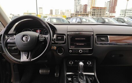 Volkswagen Touareg III, 2018 год, 3 700 000 рублей, 26 фотография