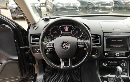 Volkswagen Touareg III, 2018 год, 3 700 000 рублей, 28 фотография