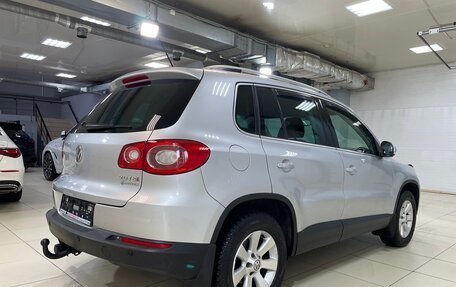 Volkswagen Tiguan I, 2010 год, 1 095 000 рублей, 6 фотография