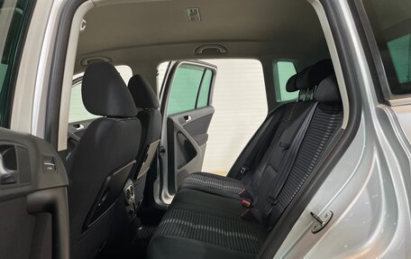 Volkswagen Tiguan I, 2010 год, 1 095 000 рублей, 13 фотография
