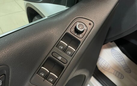Volkswagen Tiguan I, 2010 год, 1 095 000 рублей, 11 фотография