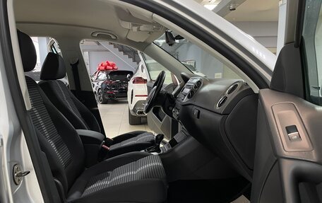 Volkswagen Tiguan I, 2010 год, 1 095 000 рублей, 15 фотография