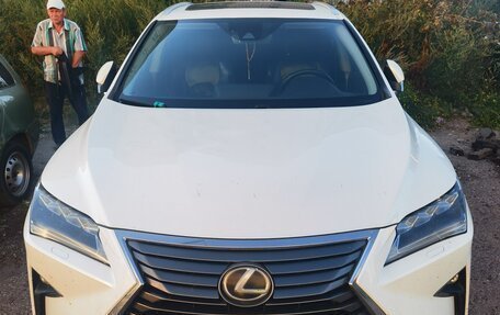 Lexus RX IV рестайлинг, 2017 год, 3 650 000 рублей, 1 фотография