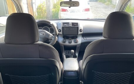 Toyota RAV4, 2010 год, 1 300 000 рублей, 8 фотография
