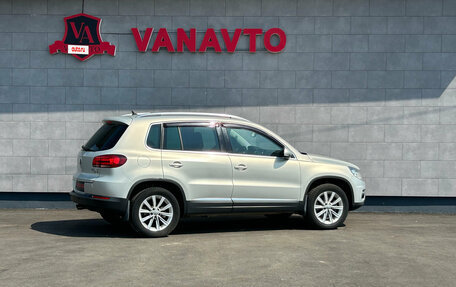 Volkswagen Tiguan I, 2015 год, 1 800 000 рублей, 5 фотография