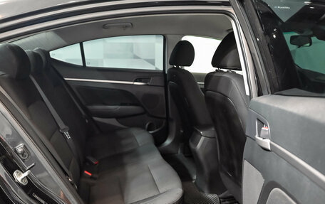 Hyundai Elantra VI рестайлинг, 2020 год, 1 700 000 рублей, 17 фотография