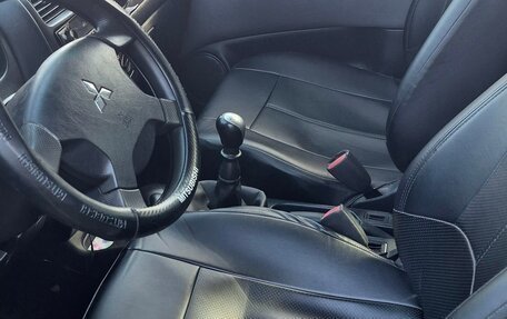 Mitsubishi Space Star I рестайлинг, 2004 год, 160 000 рублей, 5 фотография