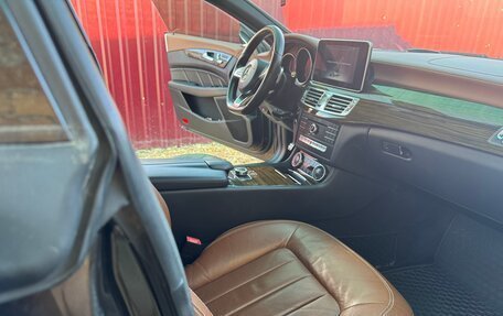Mercedes-Benz CLS, 2015 год, 2 850 000 рублей, 6 фотография