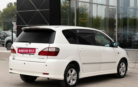 Toyota Ipsum II, 2001 год, 810 000 рублей, 5 фотография
