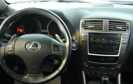 Lexus IS II рестайлинг 2, 2007 год, 1 049 000 рублей, 12 фотография