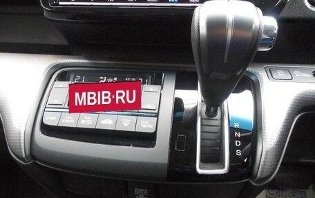 Honda Stepwgn IV, 2021 год, 2 150 000 рублей, 18 фотография