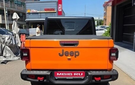 Jeep Gladiator, 2023 год, 6 900 000 рублей, 4 фотография