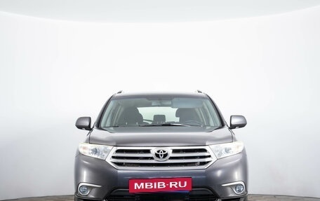 Toyota Highlander III, 2013 год, 1 949 000 рублей, 2 фотография