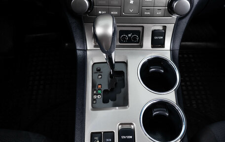 Toyota Highlander III, 2013 год, 1 949 000 рублей, 20 фотография