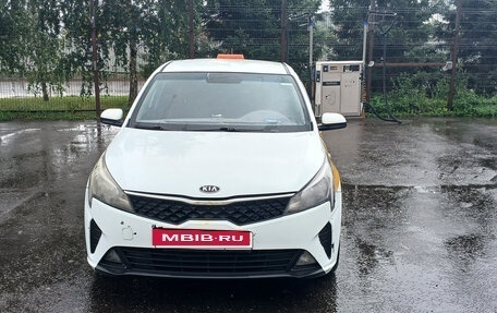 KIA Rio IV, 2020 год, 780 000 рублей, 4 фотография