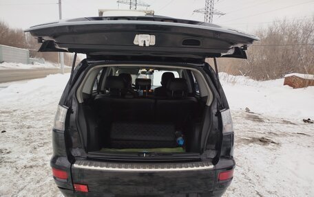 Mitsubishi Outlander III рестайлинг 3, 2011 год, 1 150 000 рублей, 6 фотография