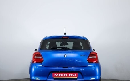 Suzuki Swift V, 2017 год, 1 349 000 рублей, 6 фотография