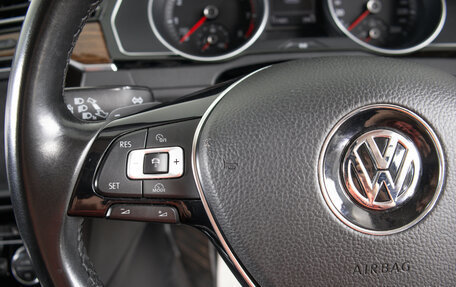 Volkswagen Passat B8 рестайлинг, 2015 год, 1 759 000 рублей, 17 фотография