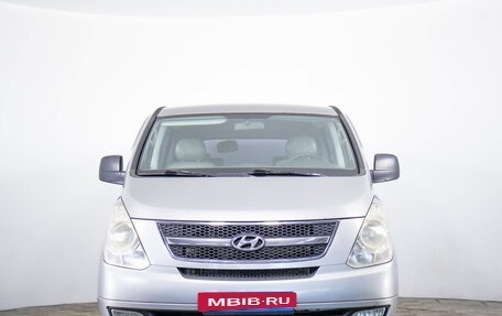 Hyundai Grand Starex Grand Starex I рестайлинг 2, 2012 год, 1 500 000 рублей, 2 фотография