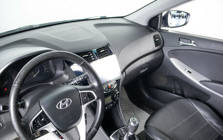 Hyundai Solaris II рестайлинг, 2012 год, 899 000 рублей, 9 фотография