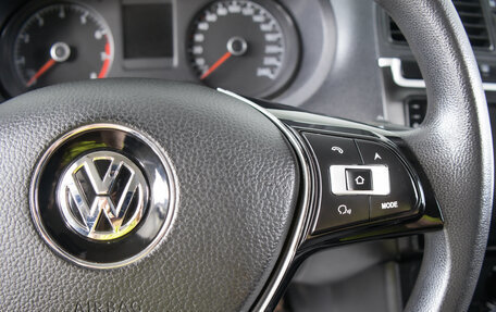 Volkswagen Polo VI (EU Market), 2015 год, 849 000 рублей, 17 фотография