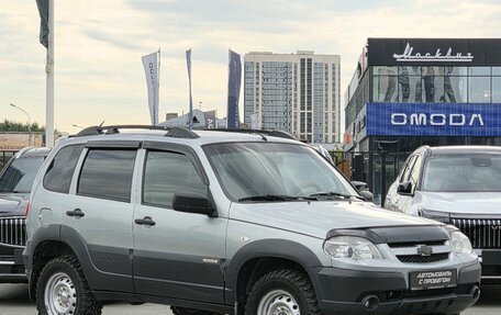 Chevrolet Niva I рестайлинг, 2016 год, 630 000 рублей, 3 фотография