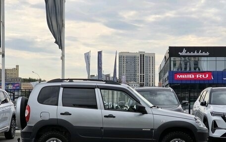 Chevrolet Niva I рестайлинг, 2016 год, 630 000 рублей, 8 фотография