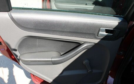 Ford Focus II рестайлинг, 2006 год, 430 000 рублей, 16 фотография