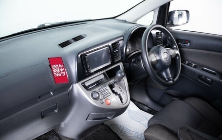 Toyota Wish II, 2005 год, 679 000 рублей, 11 фотография