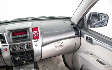 Mitsubishi Pajero Sport II рестайлинг, 2011 год, 1 499 000 рублей, 14 фотография