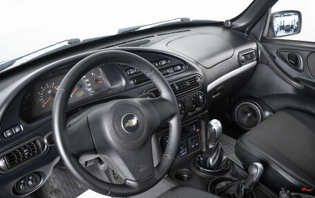 Chevrolet Niva I рестайлинг, 2012 год, 499 000 рублей, 8 фотография