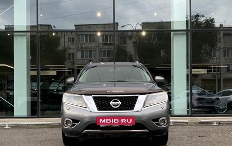 Nissan Pathfinder, 2015 год, 1 780 000 рублей, 2 фотография