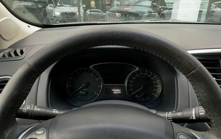 Nissan Pathfinder, 2015 год, 1 780 000 рублей, 14 фотография
